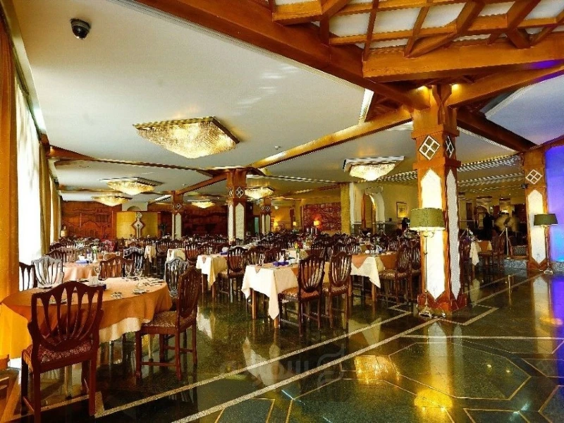 برگزاری همایش کارآفرینی رضوی در هتل لاله تهران 5 laleh hotel tehran