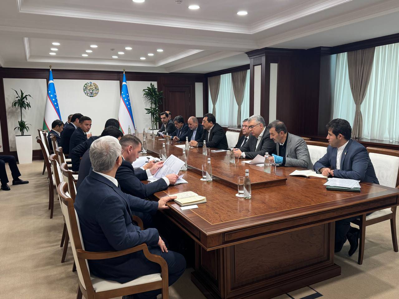 دیدار و مذاکره وزیر صمت با معاون نخستوزیر ازبکستان 2 IMG 20251111 221851