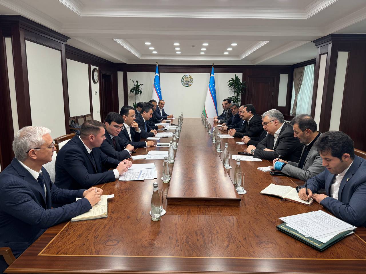 دیدار و مذاکره وزیر صمت با معاون نخستوزیر ازبکستان 5 IMG 20251111 221855