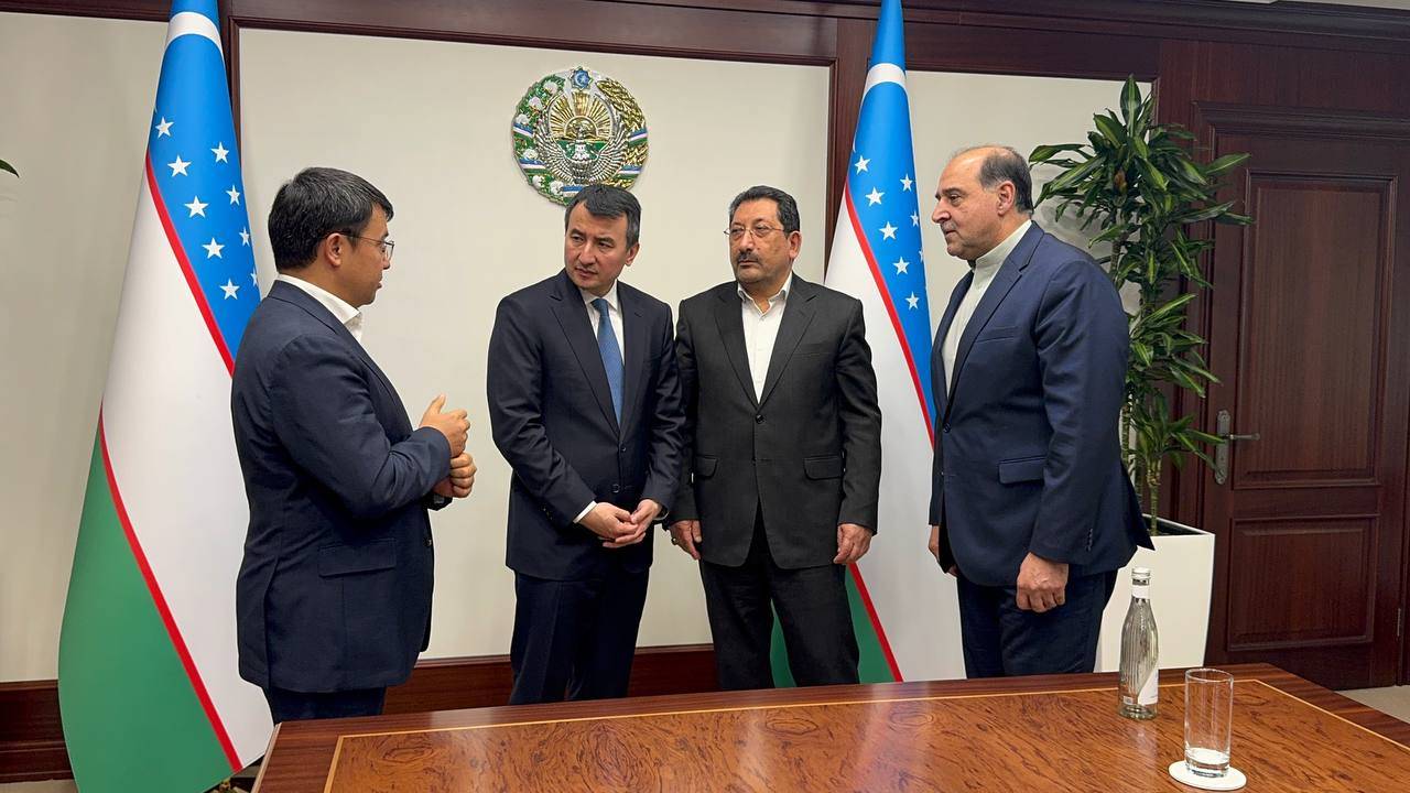 دیدار و مذاکره وزیر صمت با معاون نخستوزیر ازبکستان 1 IMG 20251111 221901