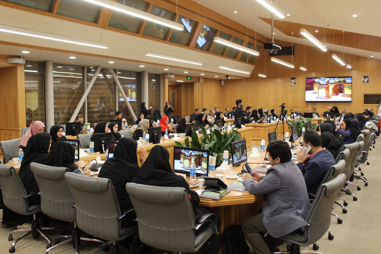 گرامیداشت هفته کار آفرینی در مشهد 7 IMG 20251113 190608 448