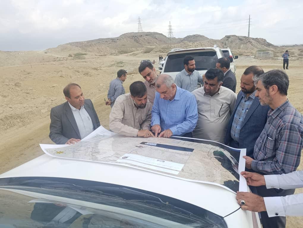 بازدید فرمانده بسیج وزارت راه از پروژه های جنوب استان سیستان 3 IMG 20251215 WA0080