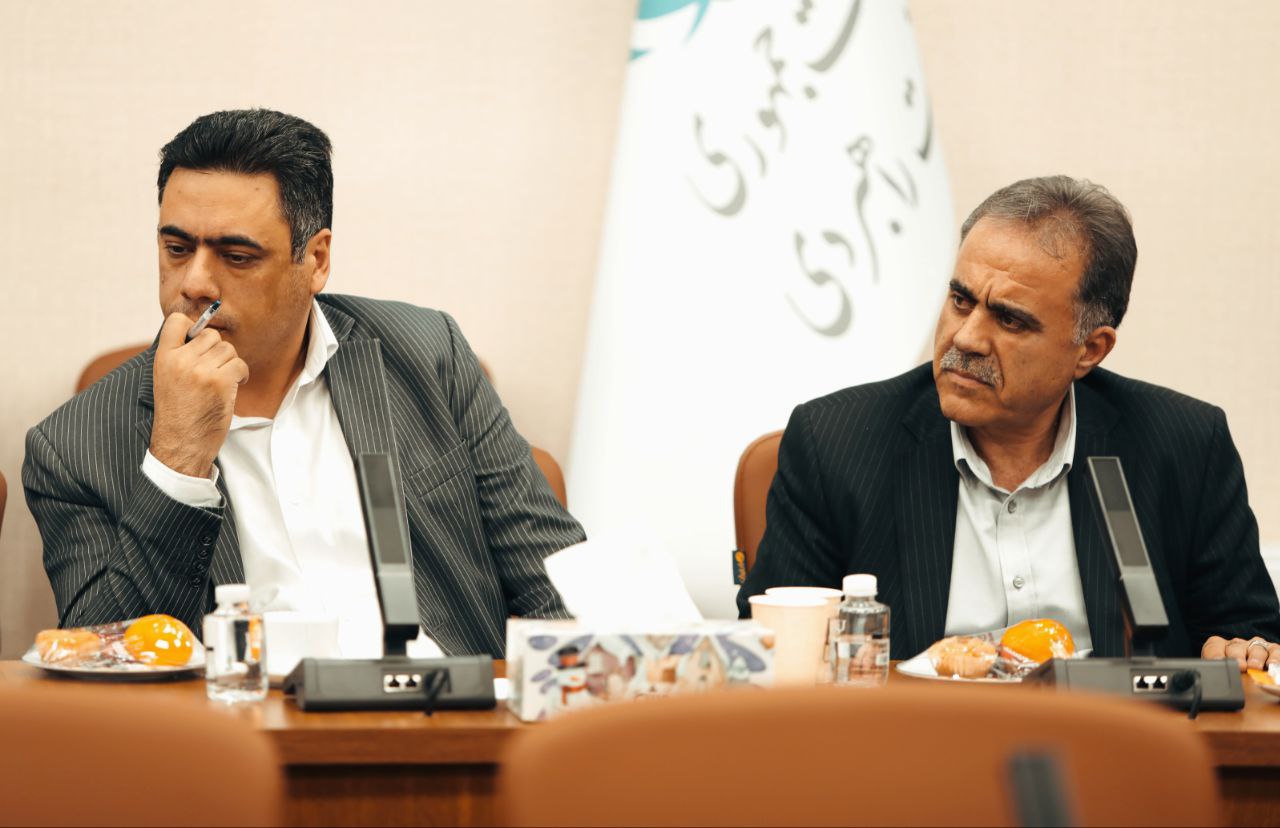 بررسی بحران روغن با حضور بزرگان صنعت غذا در ریاستجمهوری 3 IMG 20251209 211950 532