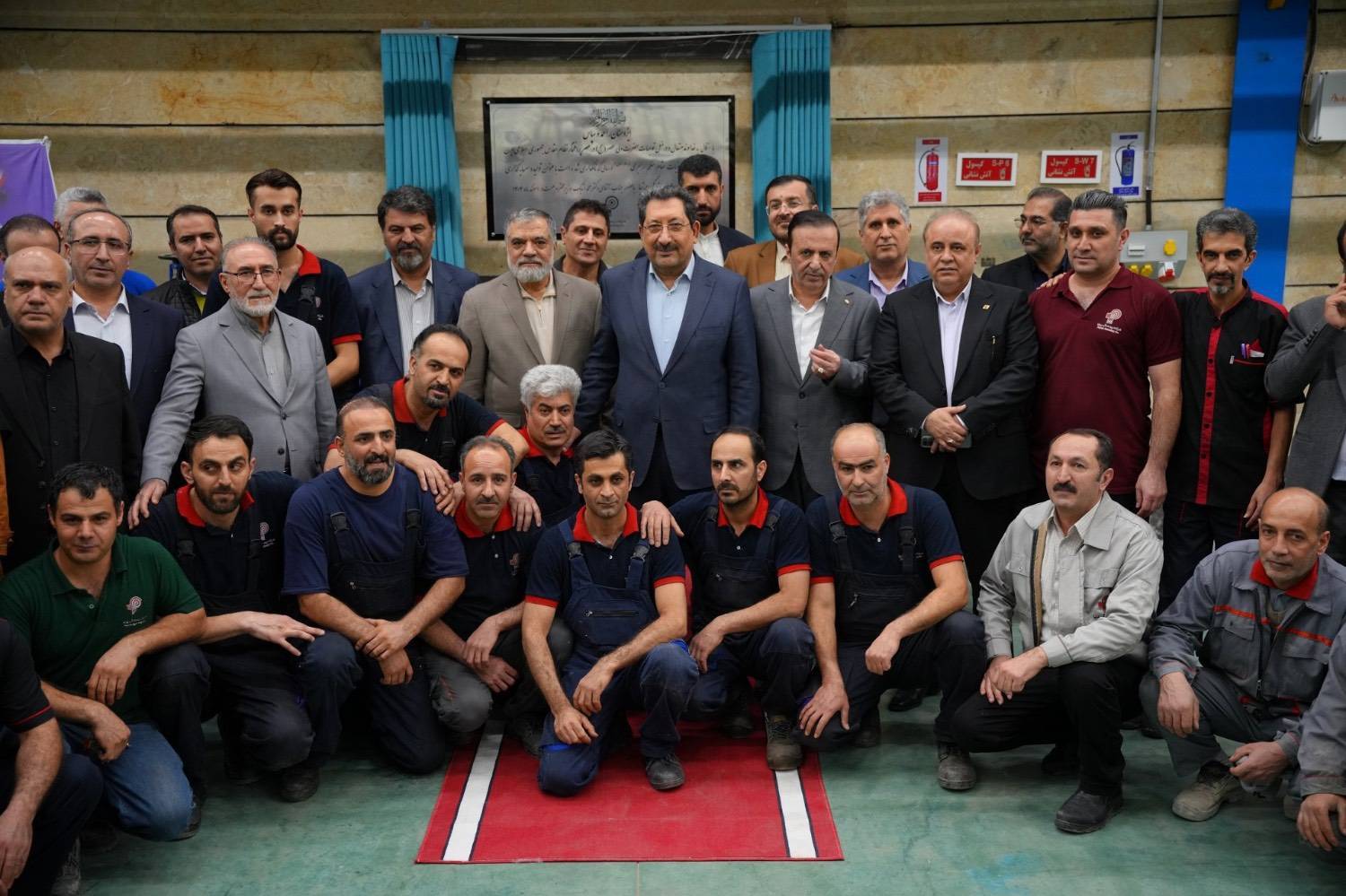 بهرهبرداری از طرح توسعه شرکت ریسندگی و بافندگی پرنیا با حضور وزیر صمت 2 IMG 20260227 002014