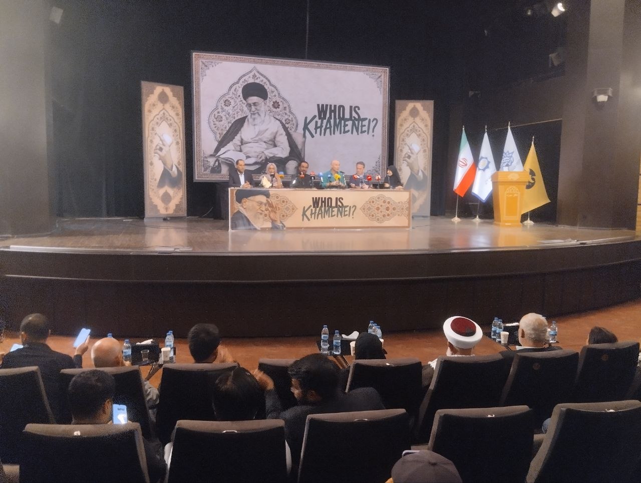برگزاری نشست تخصصی «?Who is Khamenei» با حضور فعالان رسانهای بینالمللی 9 IMG 20260708 215719 710