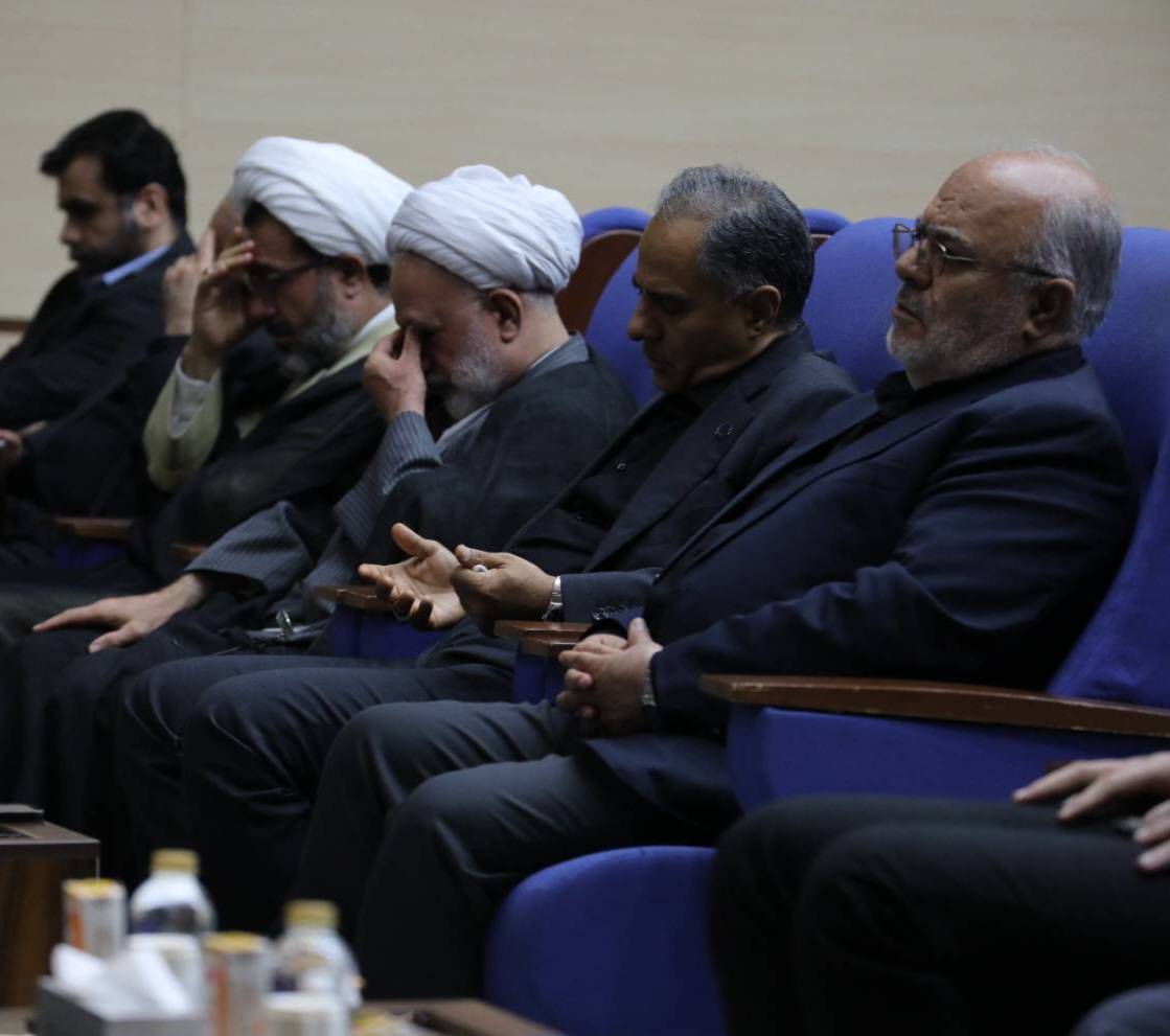 برگزاری مراسم بزرگداشت «رهبر شهید» در بانک تجارت 2 IMG 20260711 224038