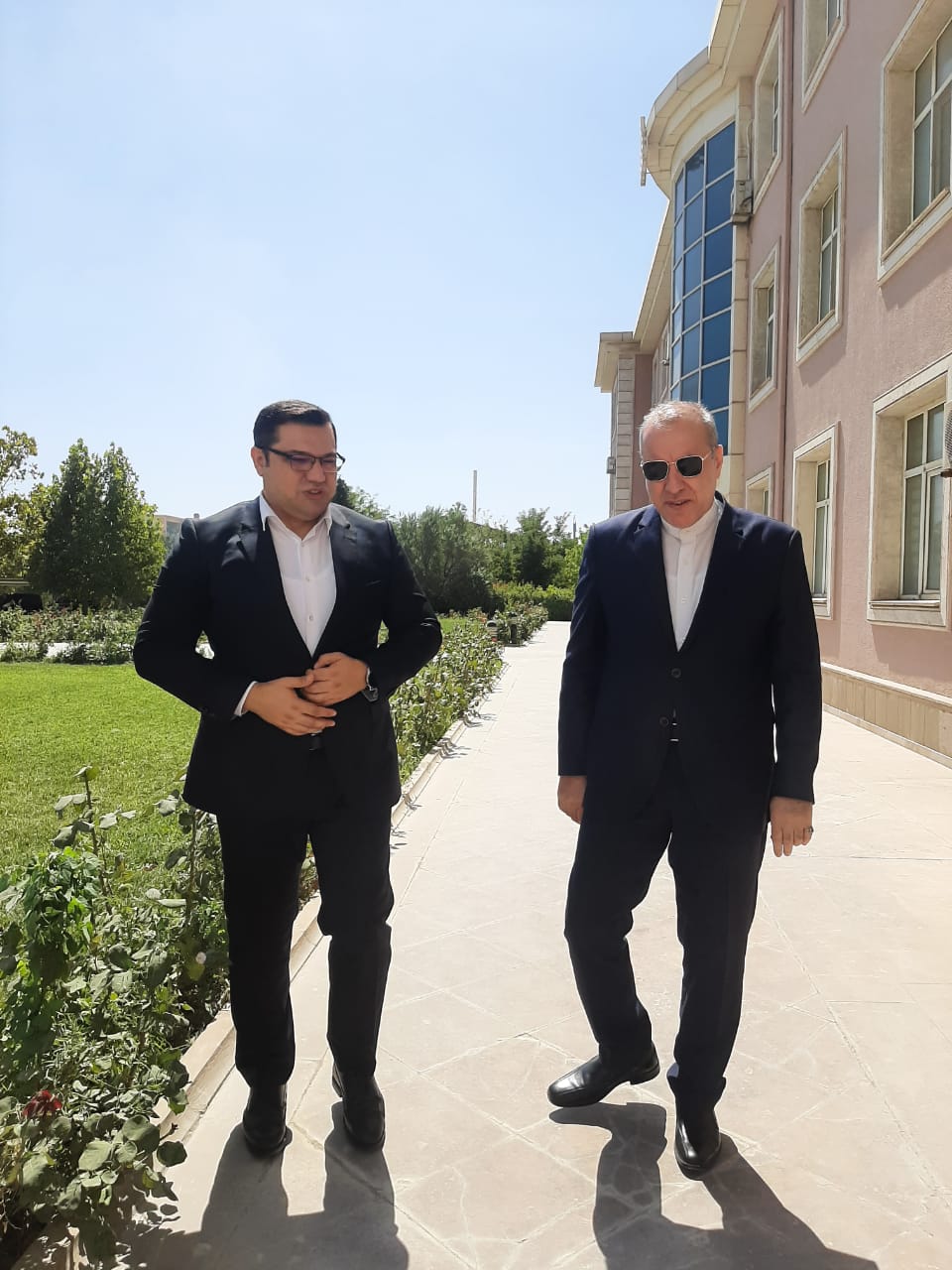 بازدید سرکنسول ایران در نخجوان از کارخانه سیمان ریگس 16 IMG 20260904 WA0416