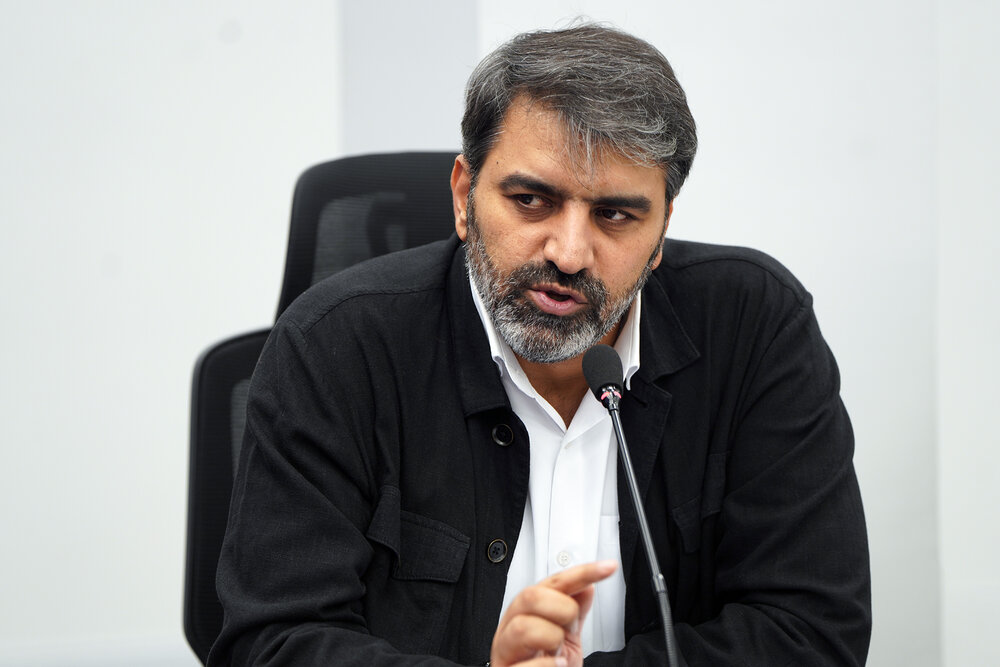نشست مشاوران سامانه ۴۰۳۰ با رئیس ستاد اجرایی فرمان امام 7 IMG 20260902 231842
