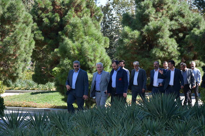 بازدید فرماندار شهرستان قدس از نفت پارس 2 1791952181 6acf05359063c 1