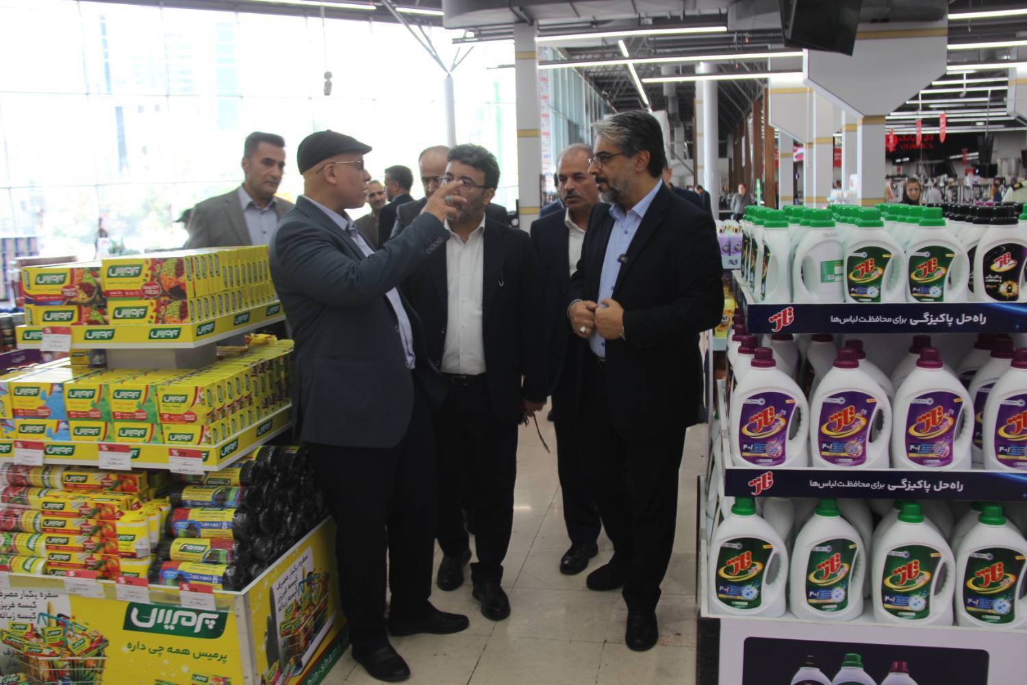 بازدید معاونین وزیر صمت از روند توزیع کالا و خدمات در شهروند 3 IMG 20261013 203034