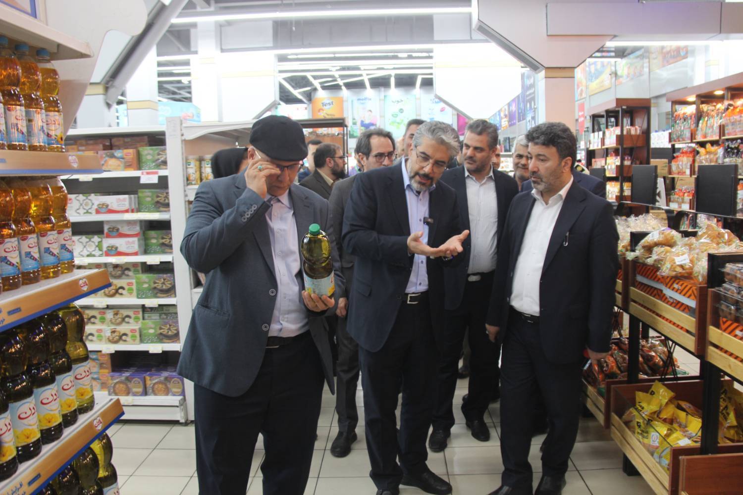 بازدید معاونین وزیر صمت از روند توزیع کالا و خدمات در شهروند 4 IMG 20261013 203039